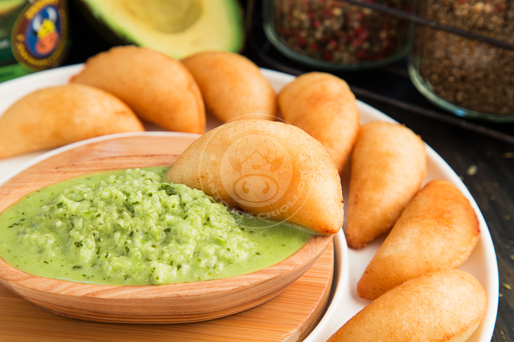 Arepas y Empanadas